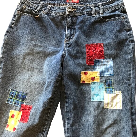 Upcycled Patchwork Capris Jeans: Handmade Summer Picnic Theme Patches, Size 14 - Picture 3 of 10